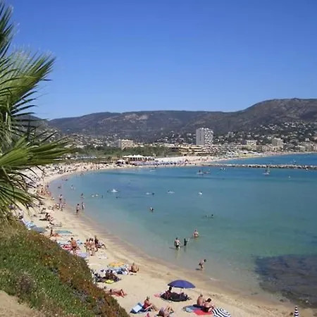 Le Lavandou: 4 Pers, Plage, Parking - Fr-1-803-83 Apartmán *