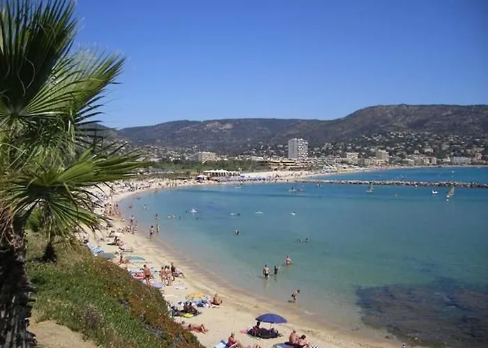 Le Lavandou: 4 Pers, Plage, Parking - Fr-1-803-83 Lägenhet *